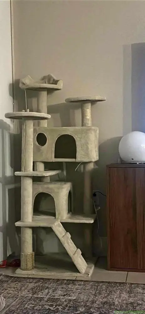 Large cat tree tower - Image 1
