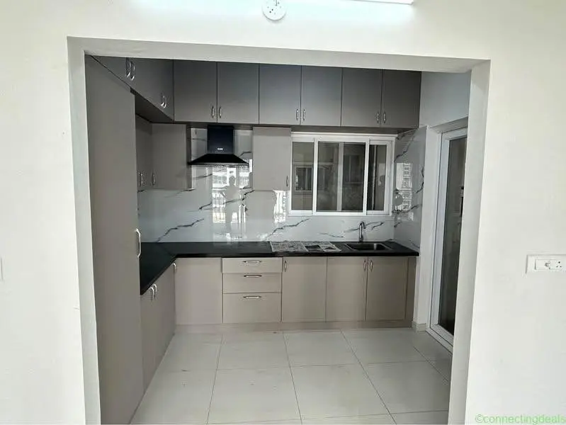 2 beds 2 bathrooms – Flat - Image 1