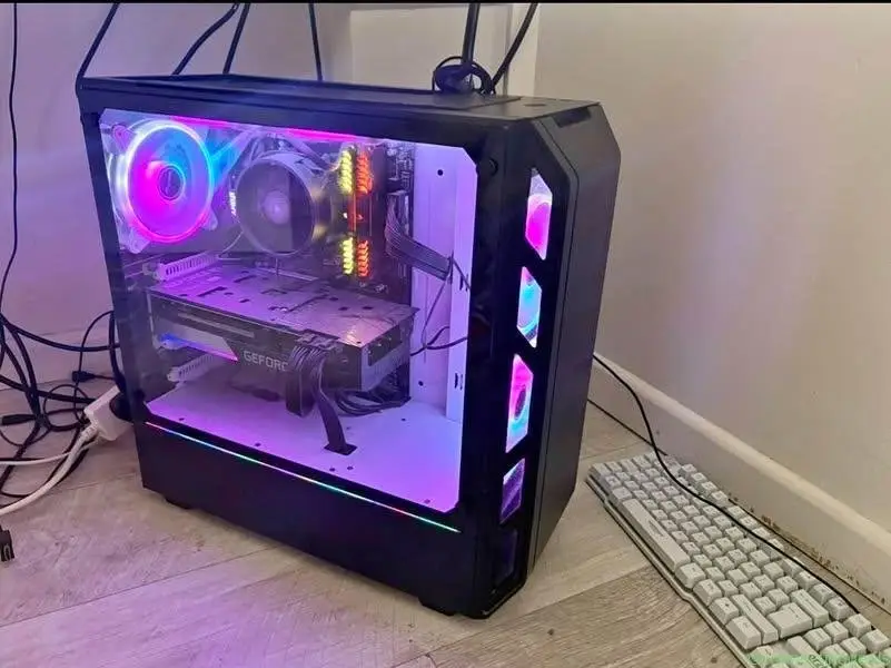 PC - RTX 3070, Ryzen 7 5700X, 16gb 3000MHz, 1TB