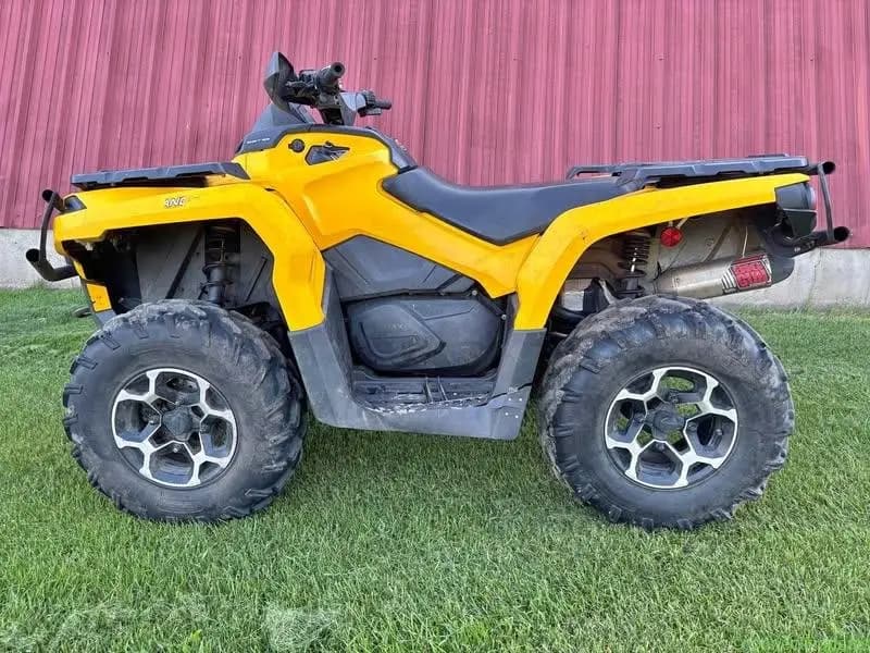 2012 Can Am outlander - Image 1