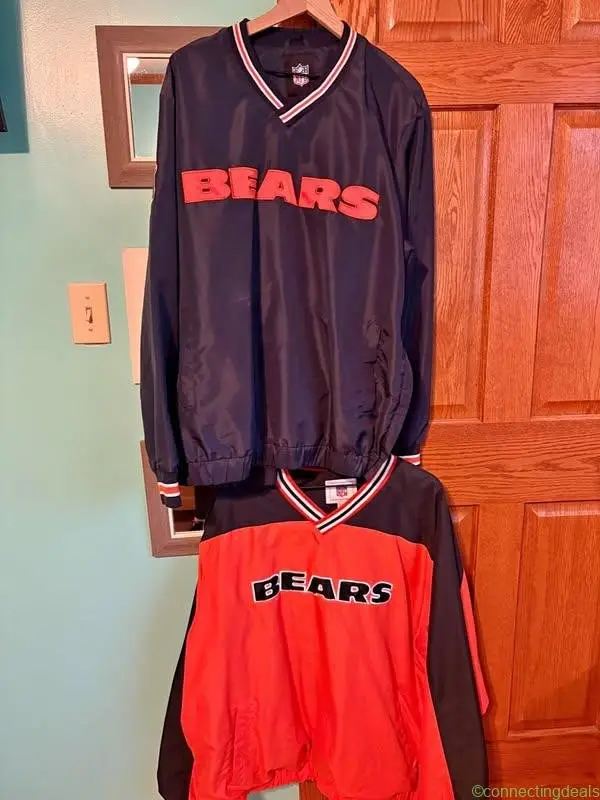 2 CHICAGO BEARS PULLOVERS - Image 1