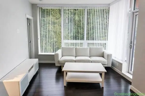 2 Beds 2 Baths Apartment