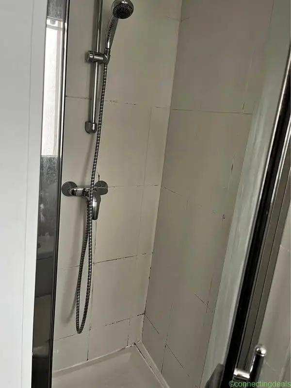 2 rooms – House - Image 1