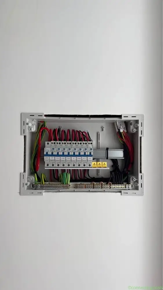 ⚡️ Electrician ⚡️ - Image 1