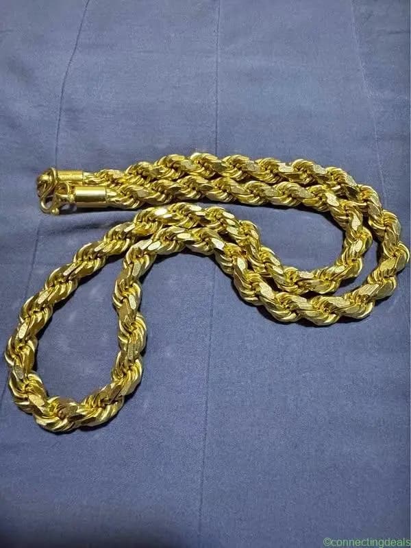 916 Gold - Image 1