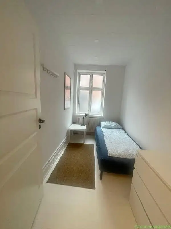 4 soveværelser 1 badeværelse Kun værelse - Image 1