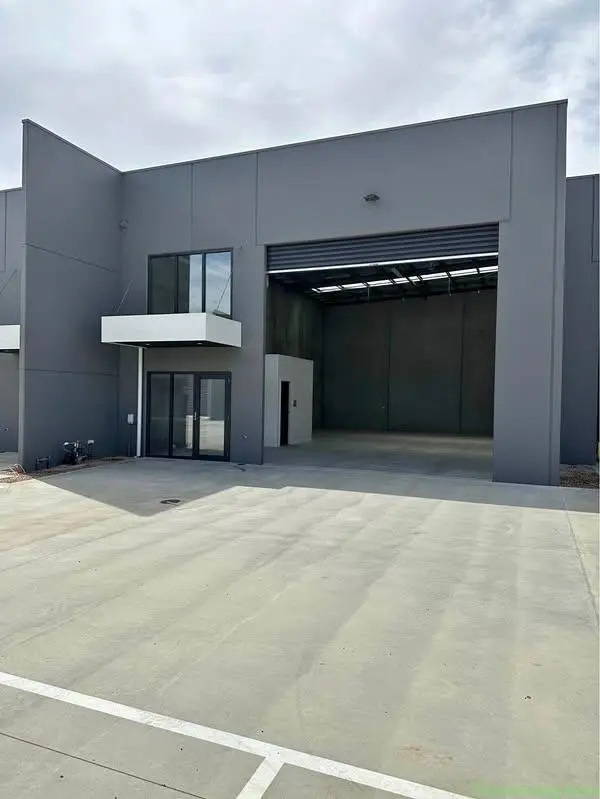 Warehouse in Echuca - Image 1