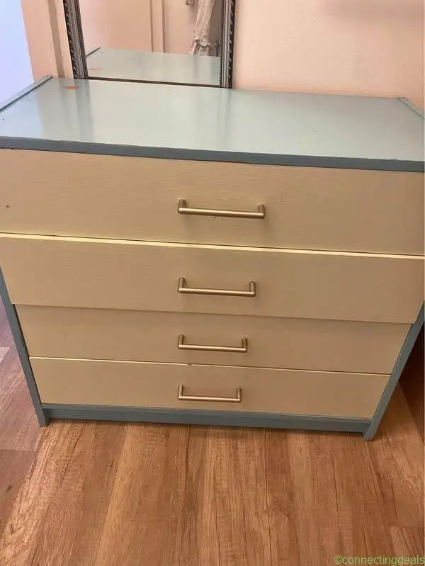 chest of drawers -2