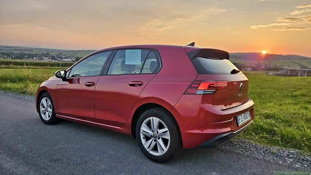 2022 Volkswagen Golf - Image 1