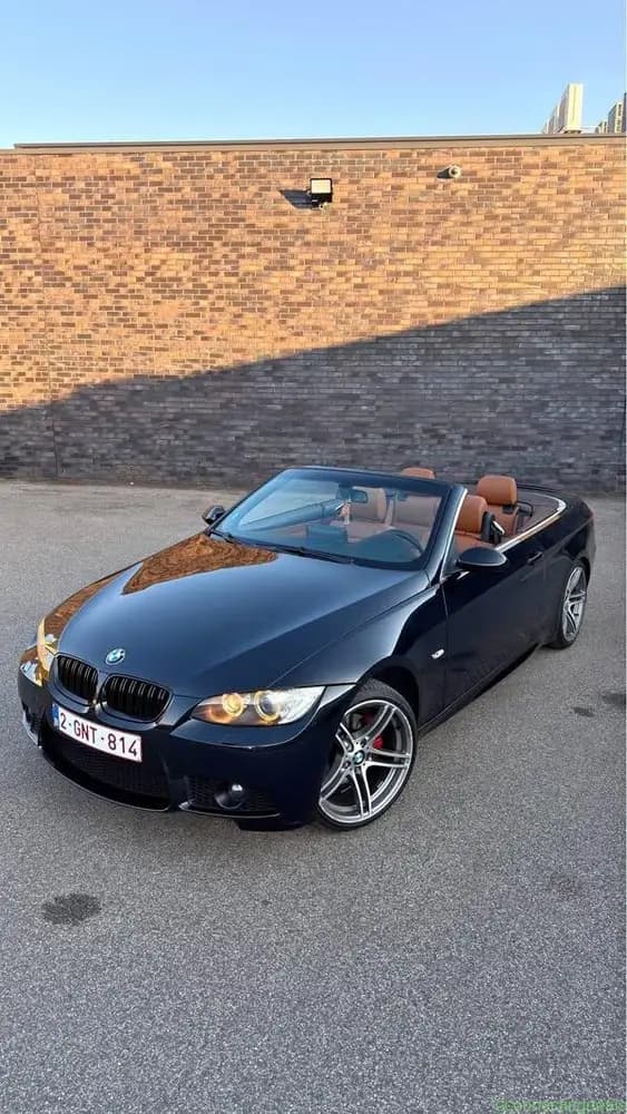 BMW 320i CABRIO - Image 1