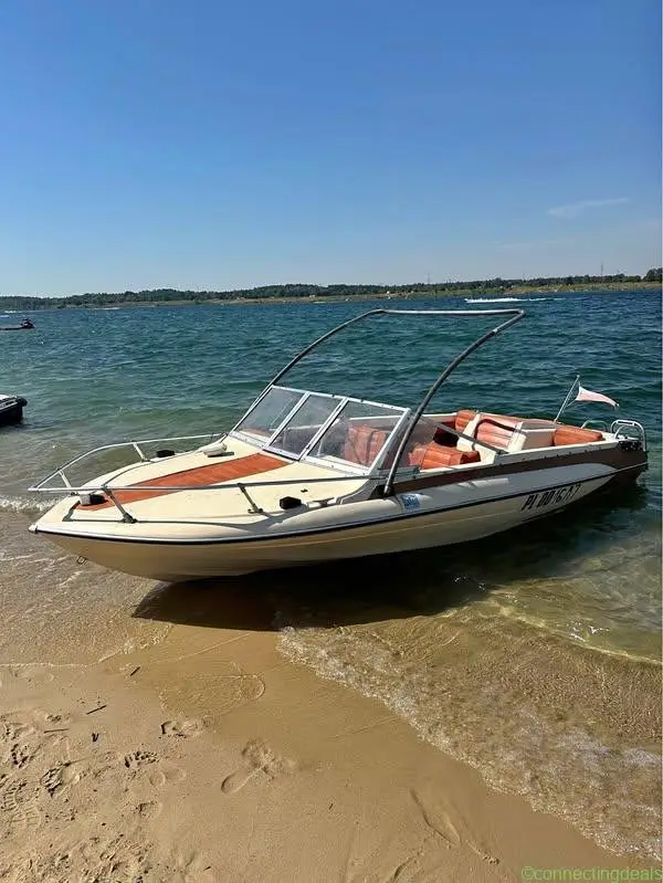 1975 Glastron Bayflite - Image 1