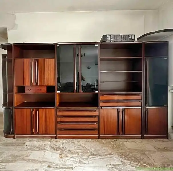 Mobile sala in legno