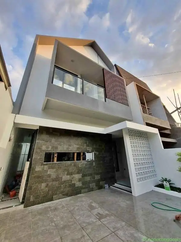 3 KT 2 KM - Rumah