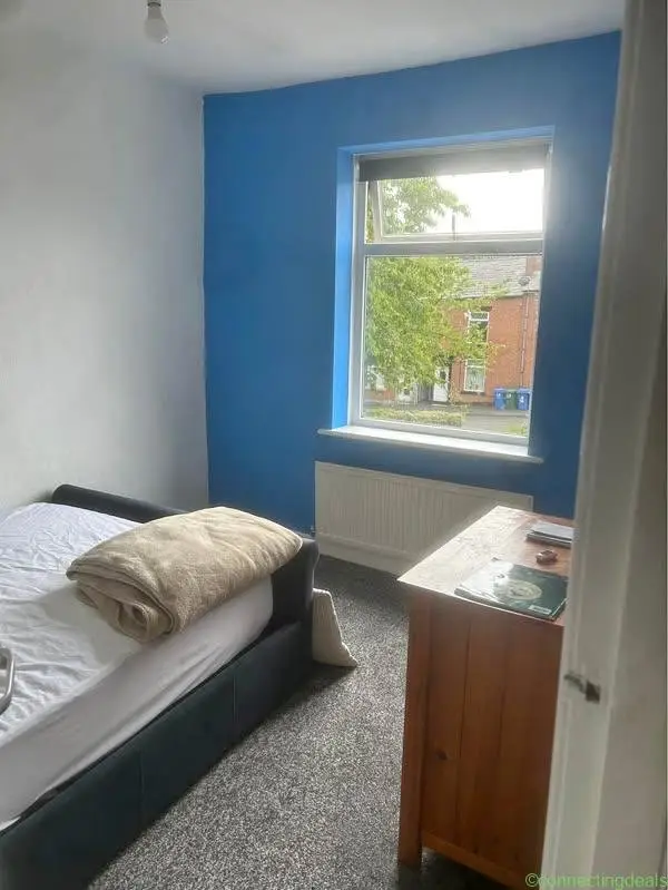 Private room for rent