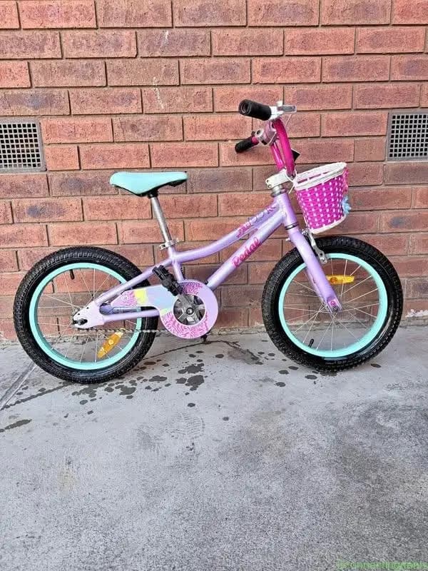 Pedal 16” Kids bike - Image 1
