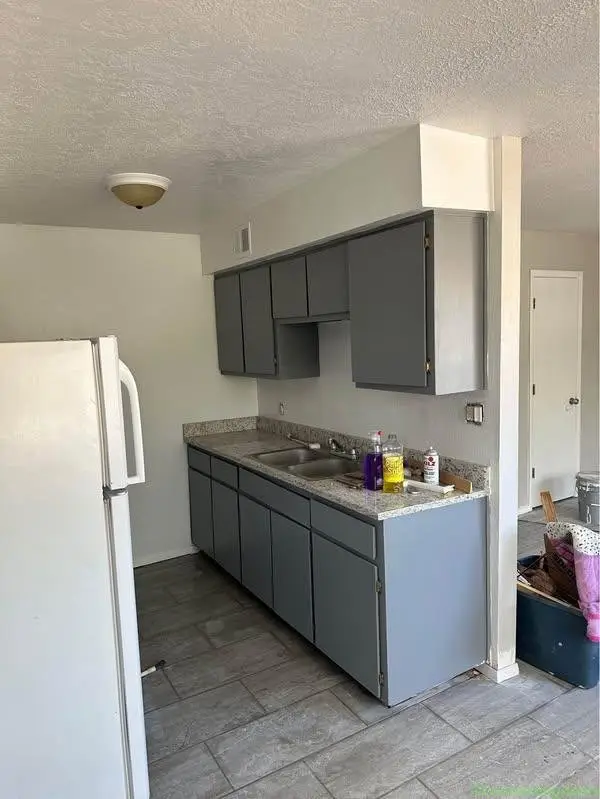 2 Beds 1 Bath - Apartment