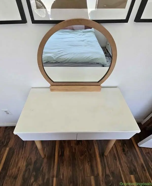 FREE - Makeup Vanity - Image 1