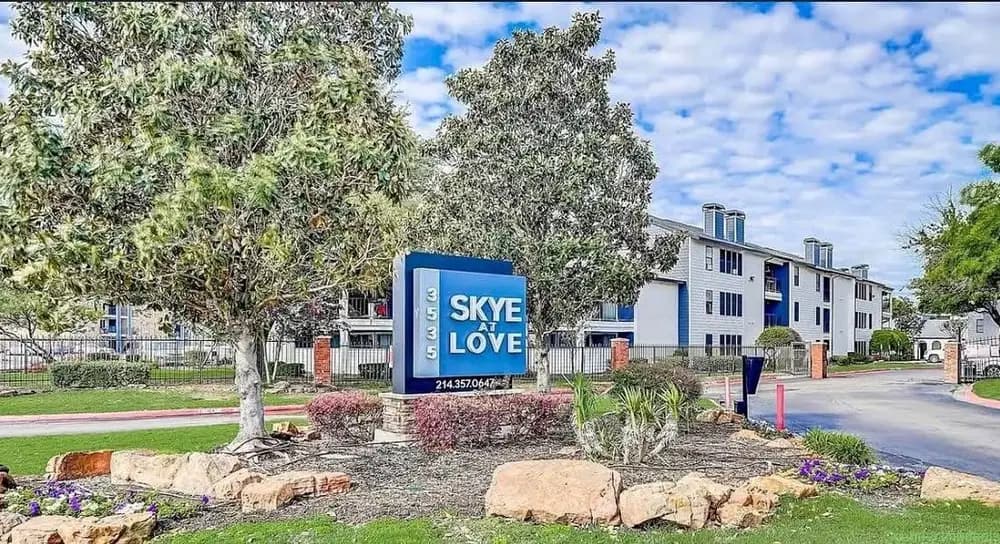 1 Bed 1 Bath - Apartment
