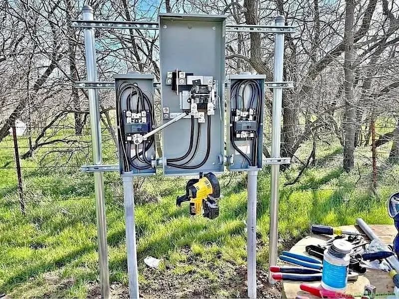 ELeCTRICaL SERvICES - EleCtriCiaN SeRviCe NeeDeD