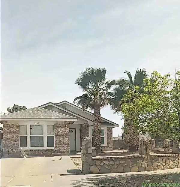 3 Beds 1 Bath - House
