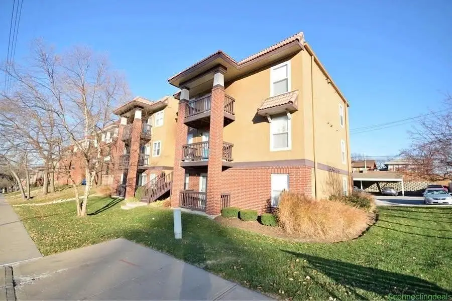 2 Beds 2 Baths - Apartment