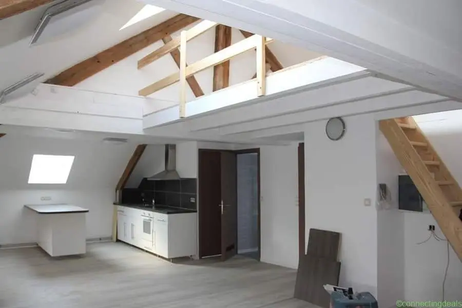 A LOUER GRAND LOFT 120 M² - Image 1