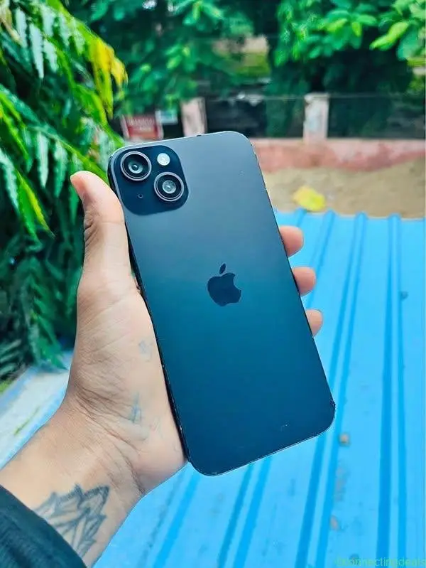 I phone 15 plus - Image 1