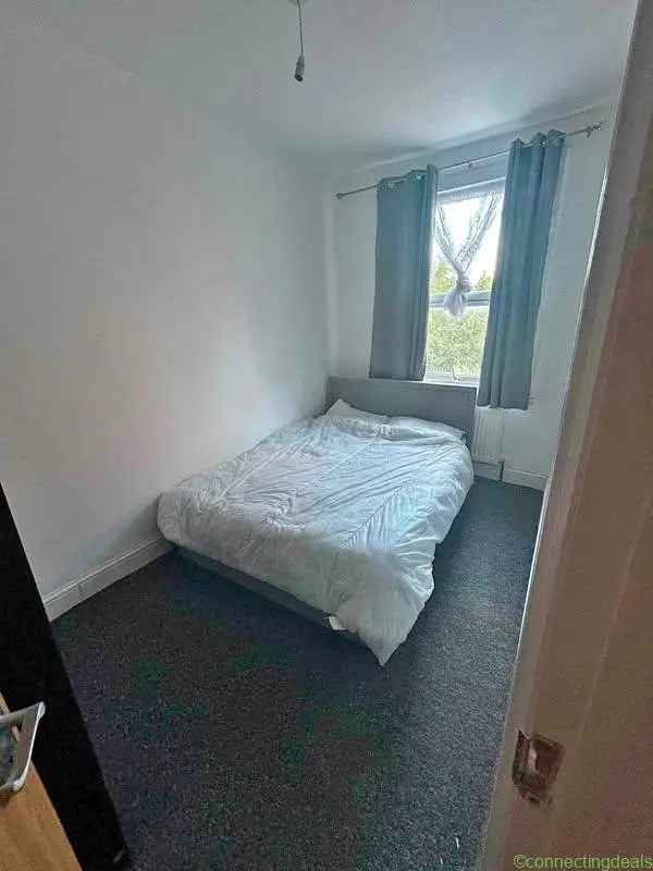 Private room for rent