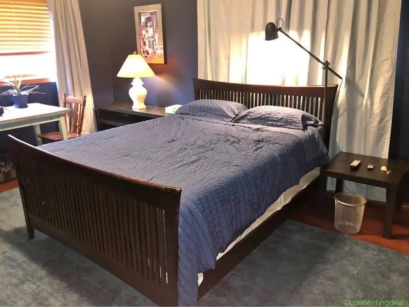 Private room for rent