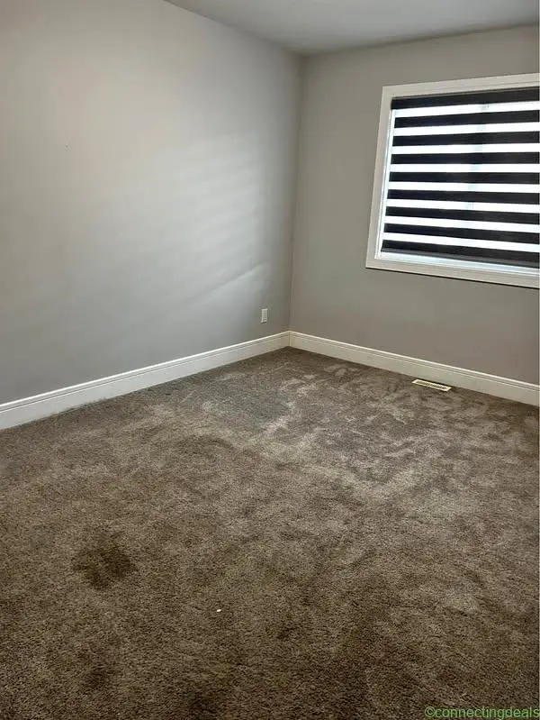 2 Beds 1 Bath - Townhouse - Image 1