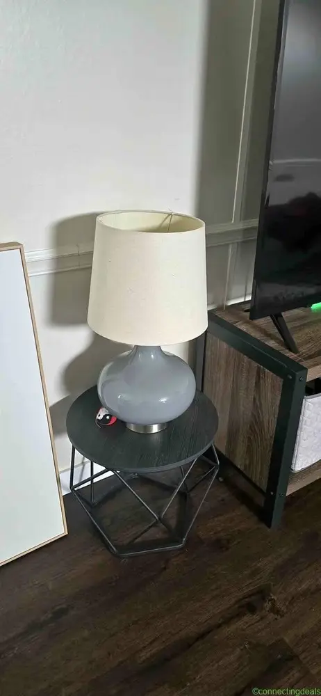 End table and lamp