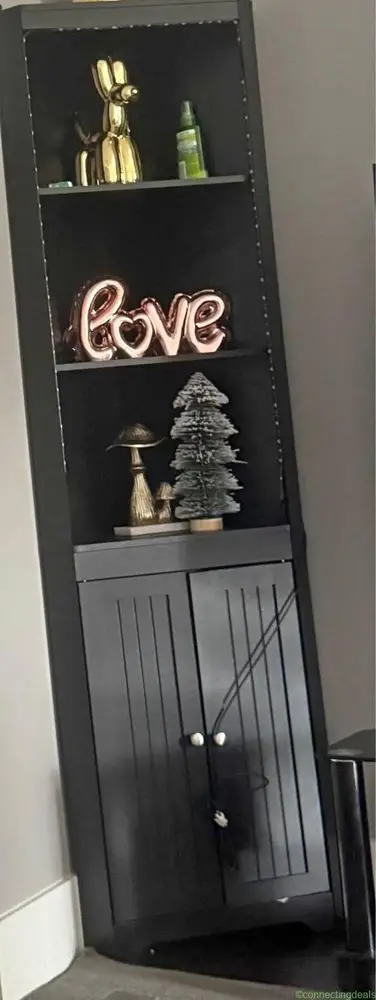Coror shelf