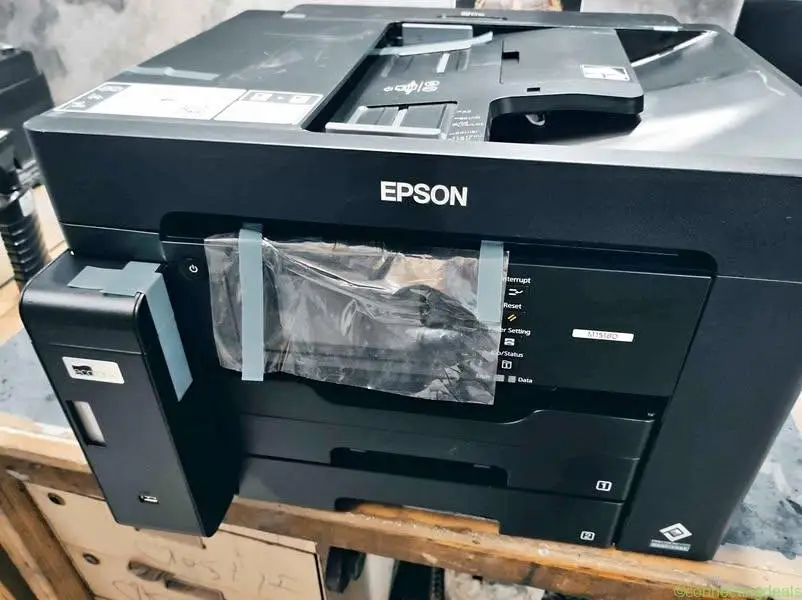 Epson M15180
