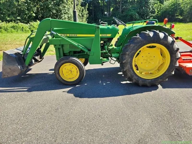950 John Deere - Image 1