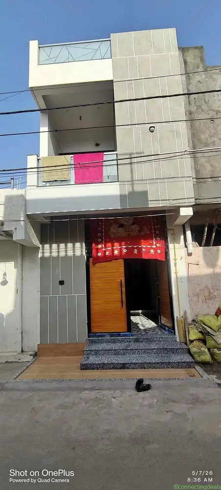 3 Beds 4 Baths - House