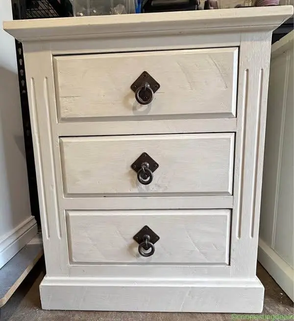 Single bedside drawer unit - Image 1