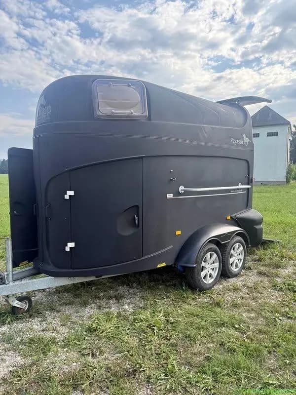 2007 Humbaur Pegasus