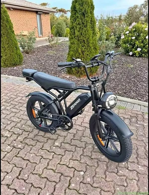 Vélo électrique FAT BIKE V8 250W - Image 1