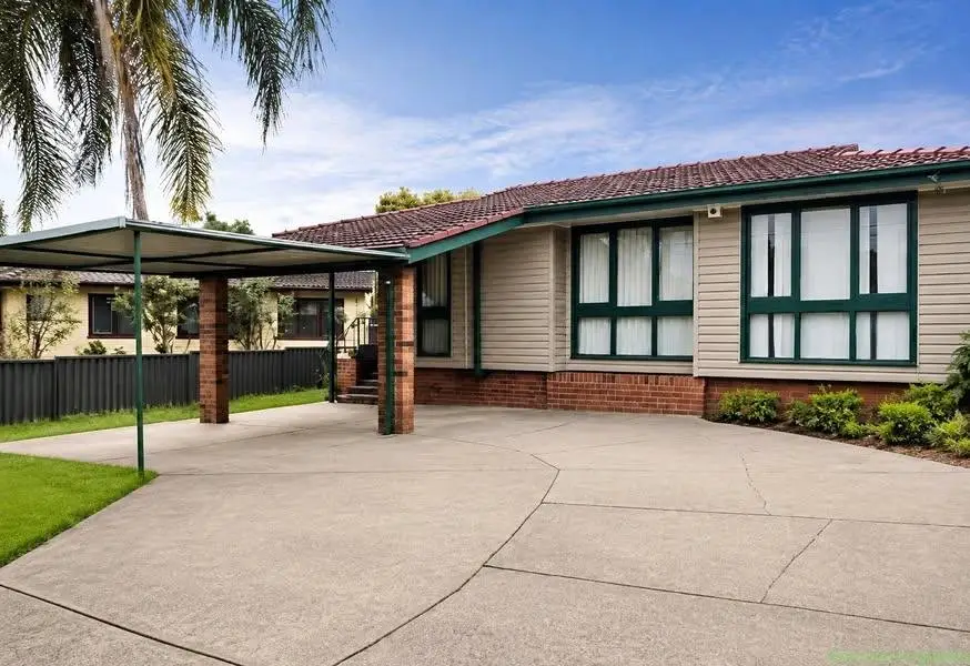 4 Beds 2 Baths House