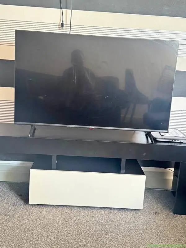 Hisense 43 Inch VIDAA Smart TV 43A6KTUK