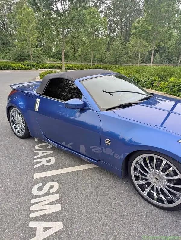 2004 Nissan 350Z - Image 1