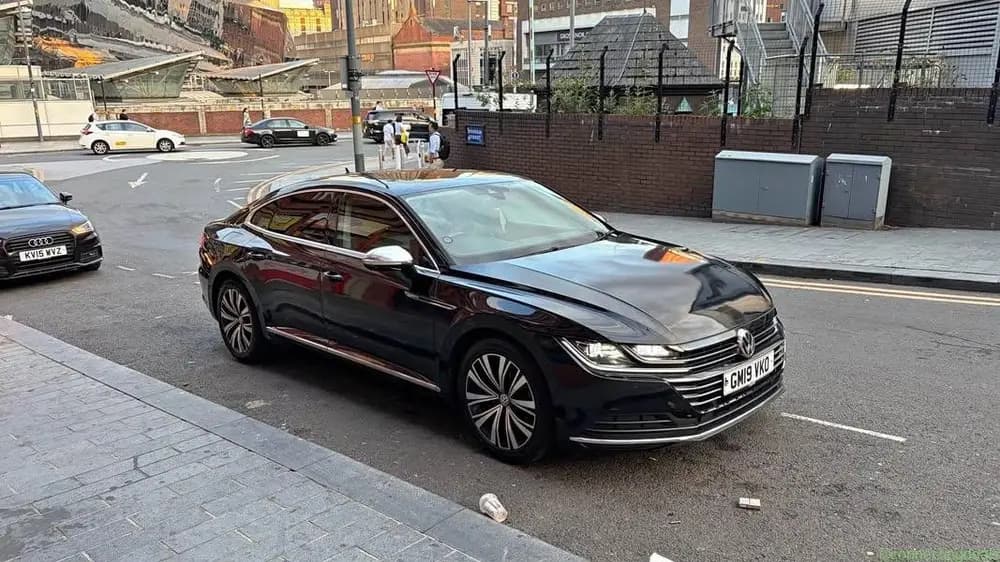 2019 Volkswagen Arteon - Image 1