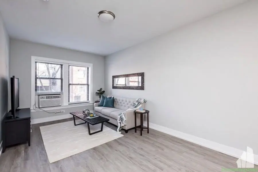 1 Bed 1 Bath Apartment