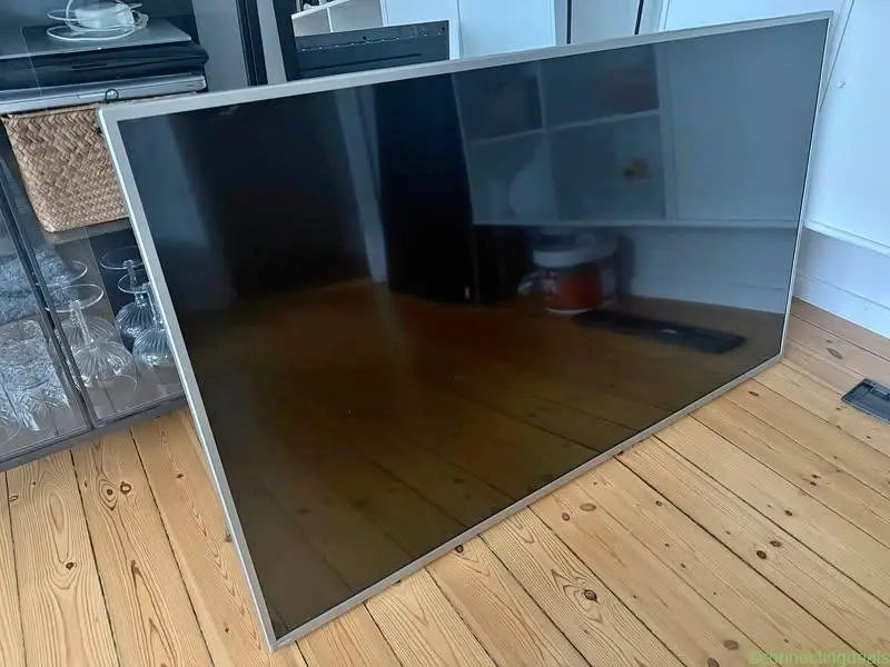 Phillips 58” TV