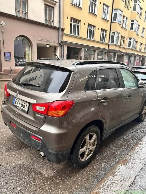 Mitsubishi ASX 1.8 MIVEC 2WD (2012)