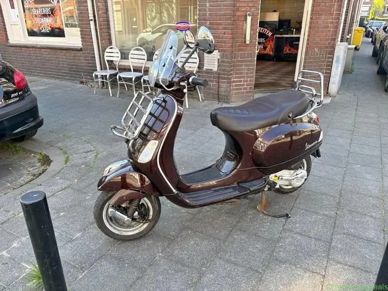Vespa lx 50 touring 2012!