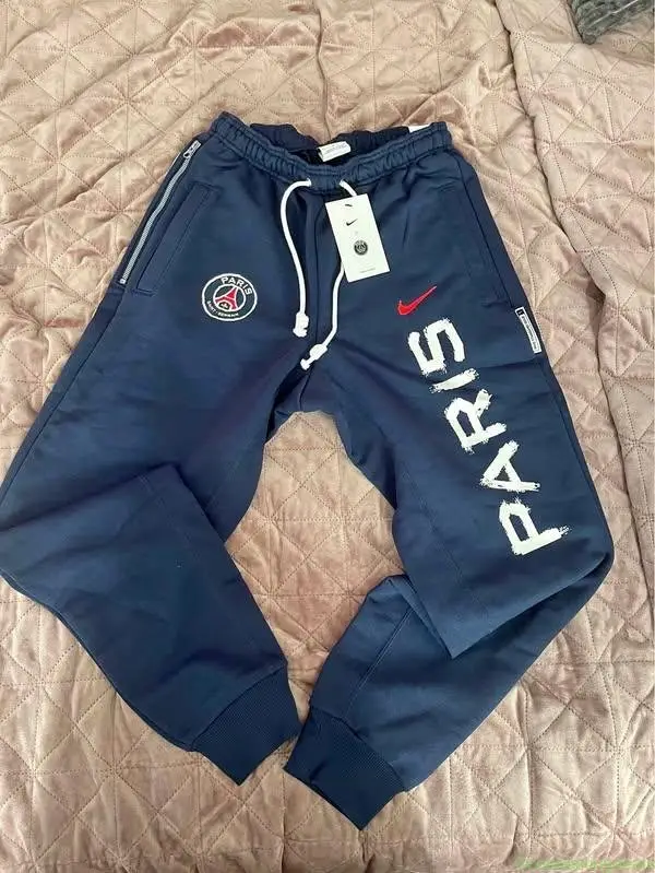 Helt ny Nike byxor PSG med prislappen , Storlek S