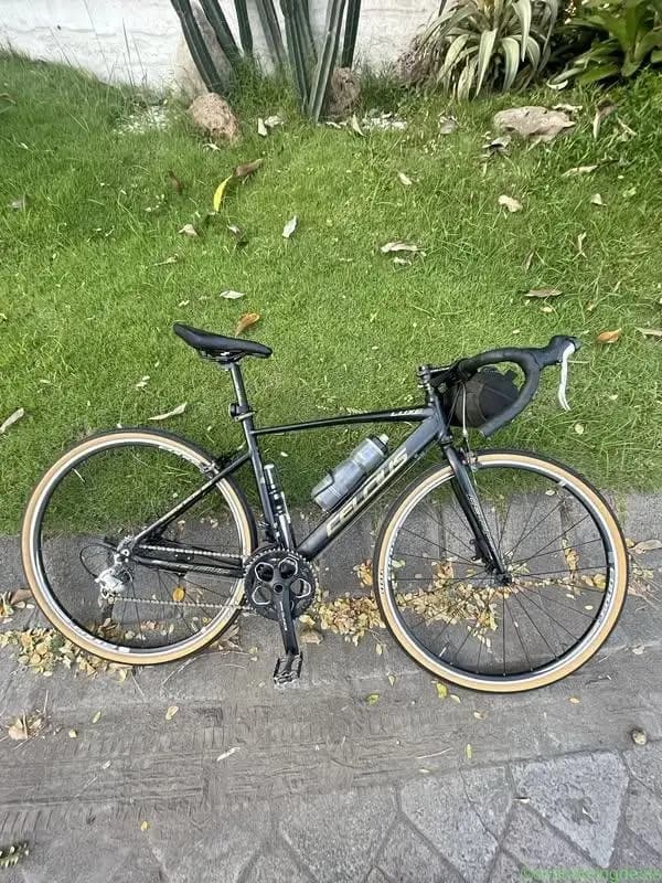 Road Bike HT2 Shimano Sora