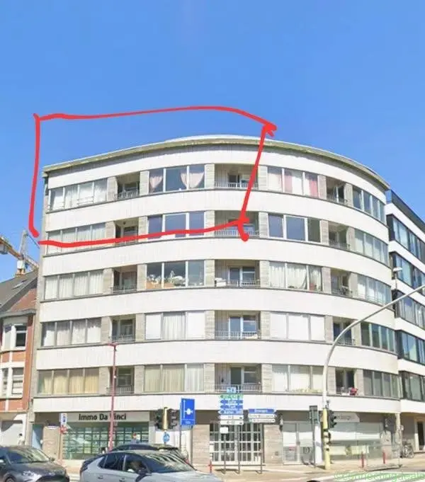 Appartement te huur centrum Deinze HP €990 + €70 - Image 1