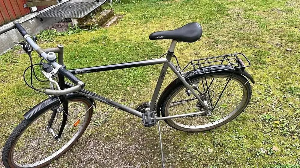 28" +Shimano 21-speed gears /+rear